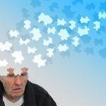 signs of Alzheimer in old people and how to deal with it